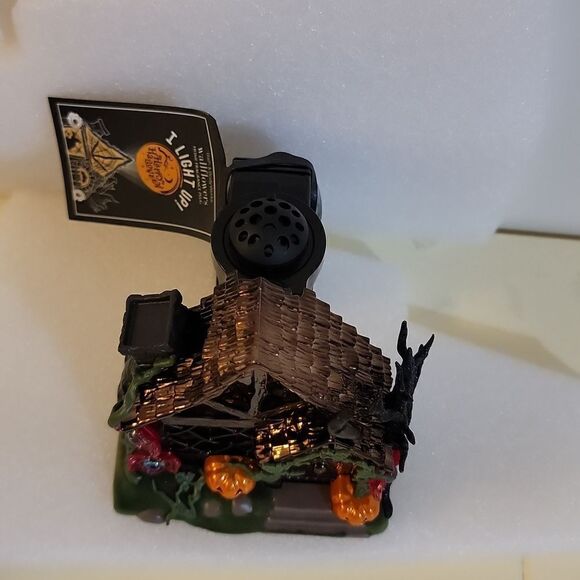 Bath & Body Works Halloween Witches Cottage Haunted House Wallflower Plug In New - Picture 4 of 10